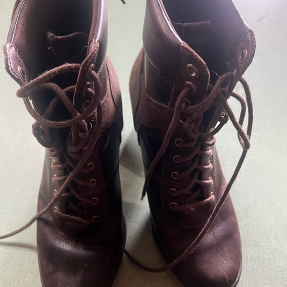 Timberline boots/shoes - Picture 5 of 8